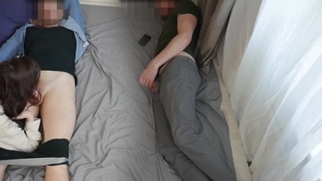Miután a szexőrült kicsim leszopizta a legjobb spanomat, felmászott az eres brokimra Thumb